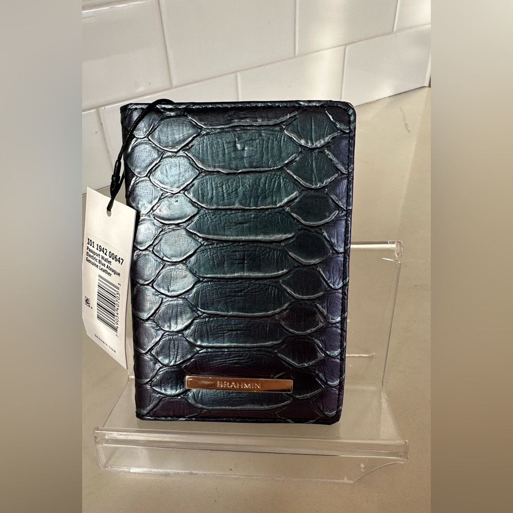 Brahmin  Passport holder Blue Wallet genuine leather